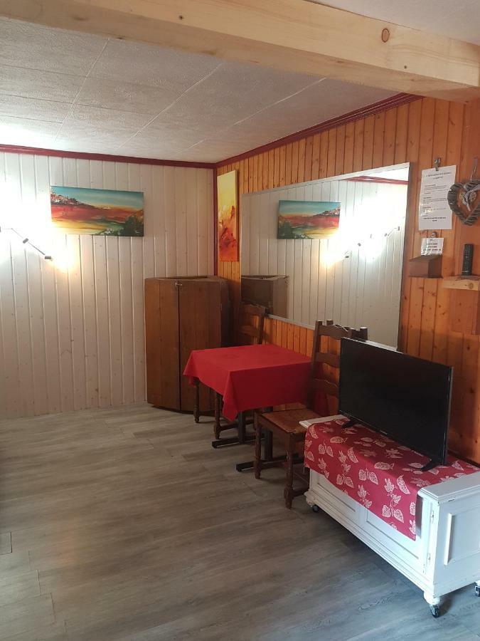 Le Nid Du Caveau Ferrette